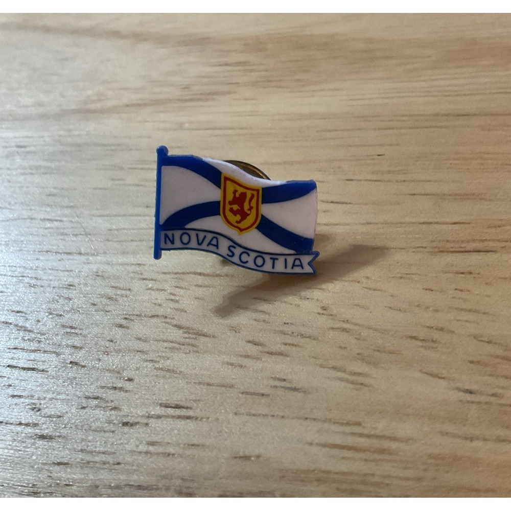 Nova Scotia Plastic Flag Pin Patriotic Lapel Pin Hat Pinback Brooch Rare Vtg